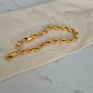 Elegant Gold Rope Chain Bracelet